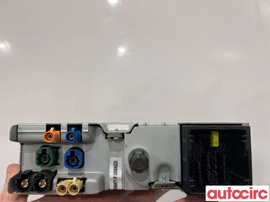Bilstereo navigasjon til Peugeot 208 2019-->> (Type II)  (PEUGEOT|1690332480|A3C1127160001|9844106080)