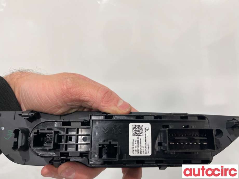 Bryter ruteheis til Peugeot 208 2019-->> (Type II)  (PEUGEOT|98421760ZD|10519972-99)