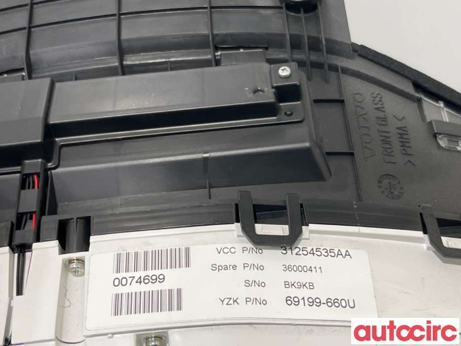 Instrumentpanel til Volvo XC70 2008-2013 (Type II, Fase 1)  (VOLVO|36002195|69199-660U|36000411)