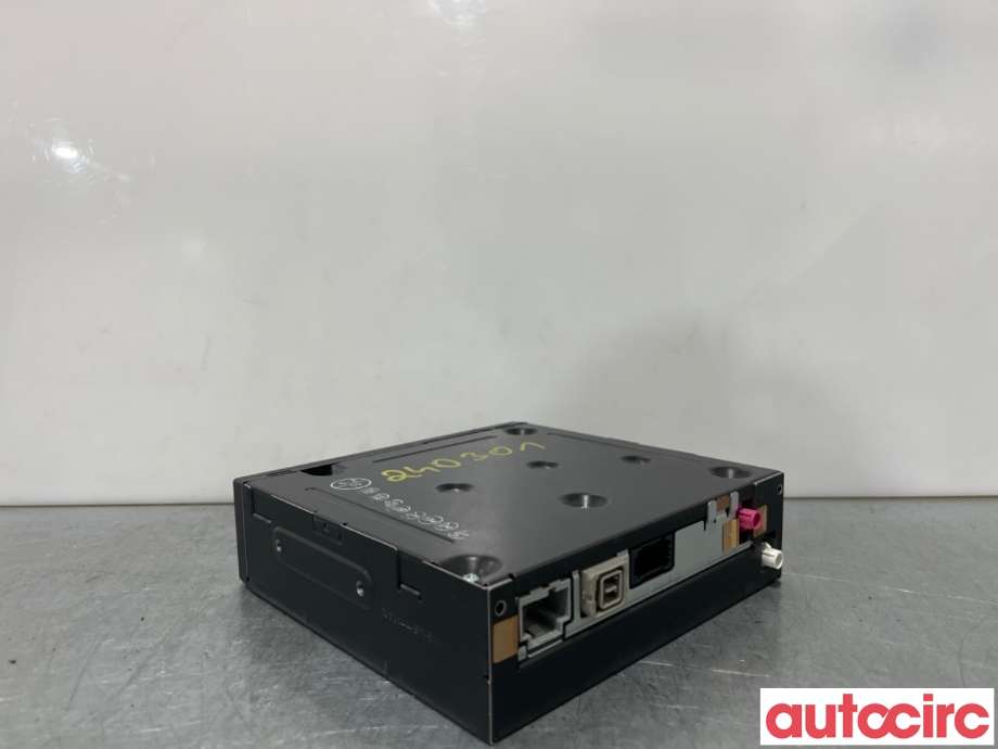 Bilstereo navigasjon til Volvo XC70 2008-2013 (Type II, Fase 1)  (VOLVO|36002551|462100-8800|31210054)