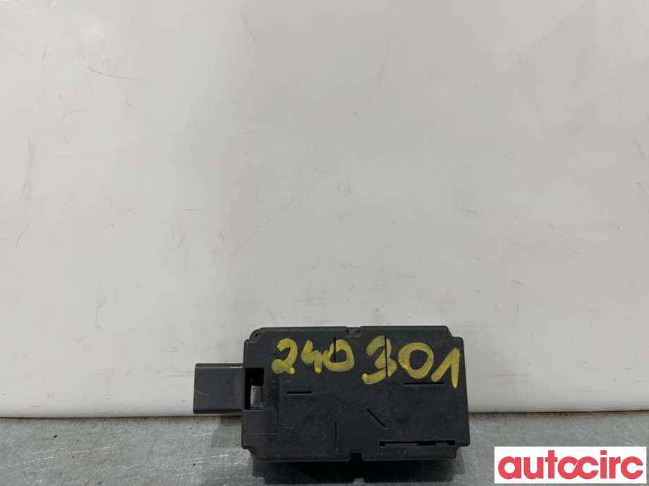 Diverse deler til Volvo XC70 2008-2013 (Type II, Fase 1)  (VOLVO|31407101|S180036007D|30797900)