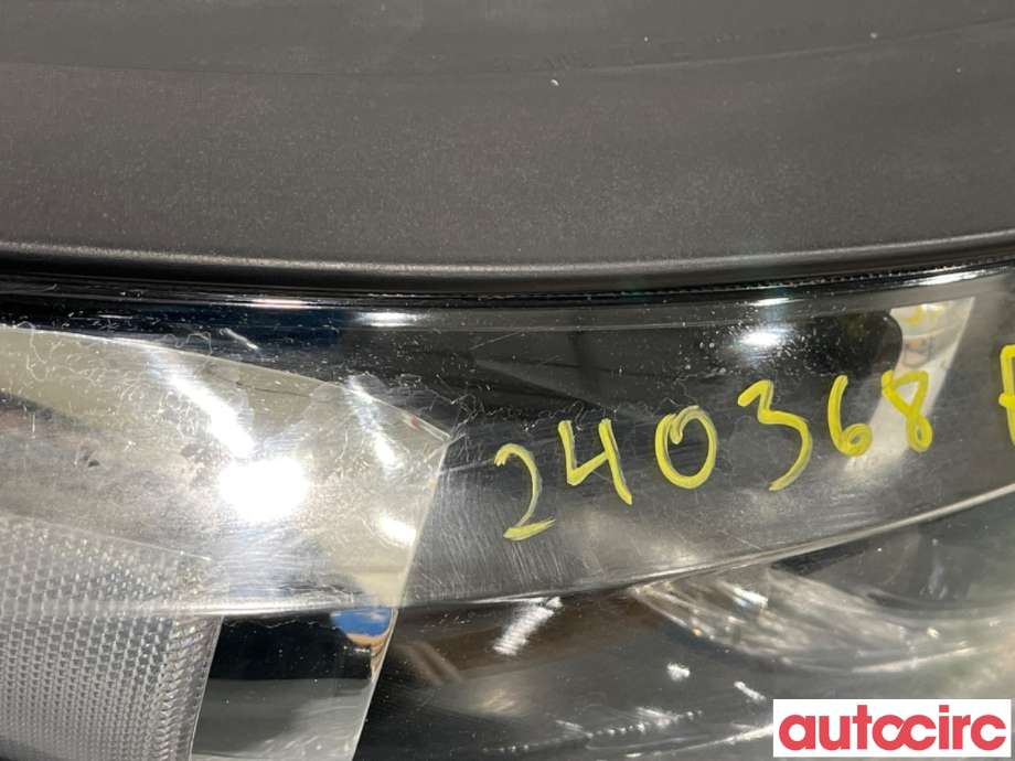 Frontlykt høyre xenon til Kia Sportage 2010-2016 (Type III)  (KIA|921023U111)