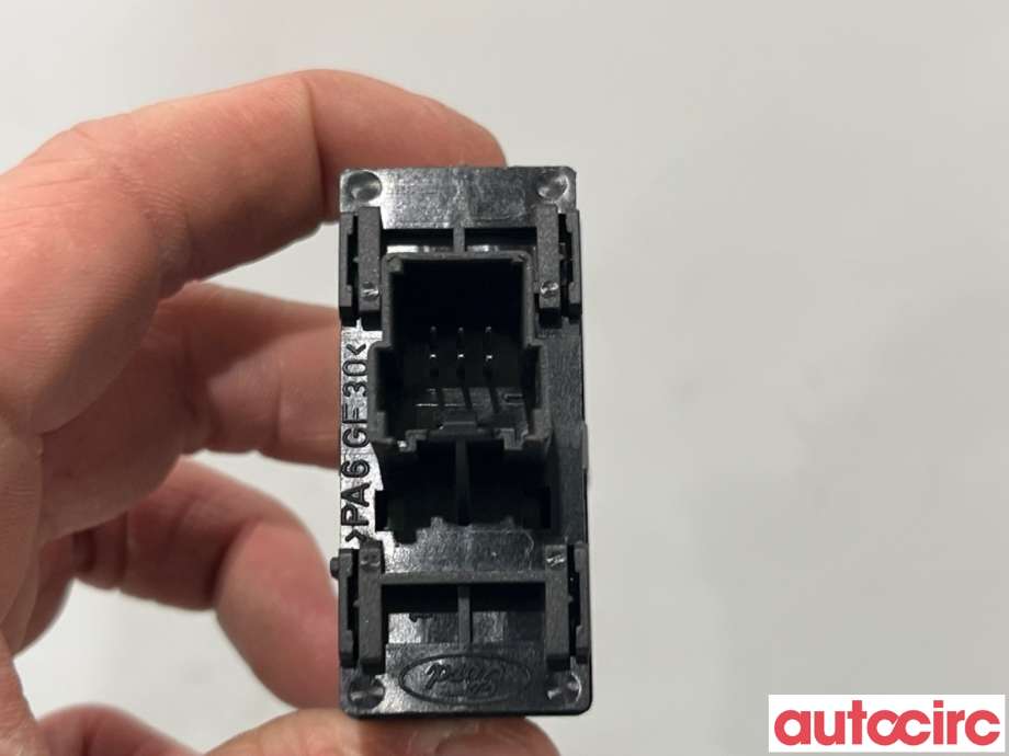 Bryter start/stopp til Ford Kuga 2008-2012 (Type I)  (FORD|1591825|9V4T13A350AA)