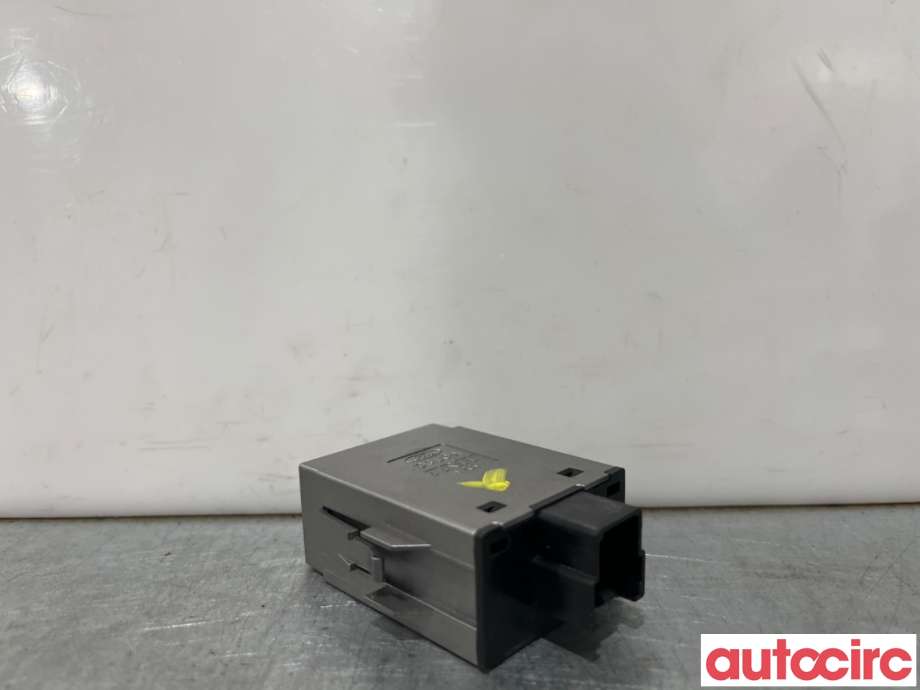 Bryter setevarme til Ford Kuga 2008-2012 (Type I)  (FORD|1559535|8V4T-19K314-AB)