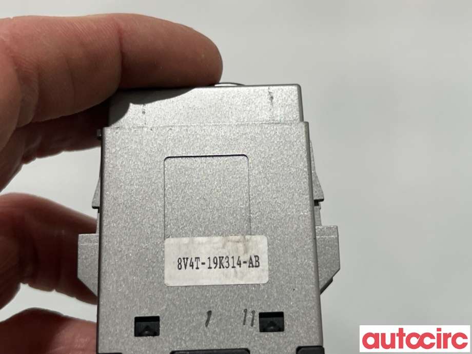 Bryter setevarme til Ford Kuga 2008-2012 (Type I)  (FORD|1559535|8V4T-19K314-AB)