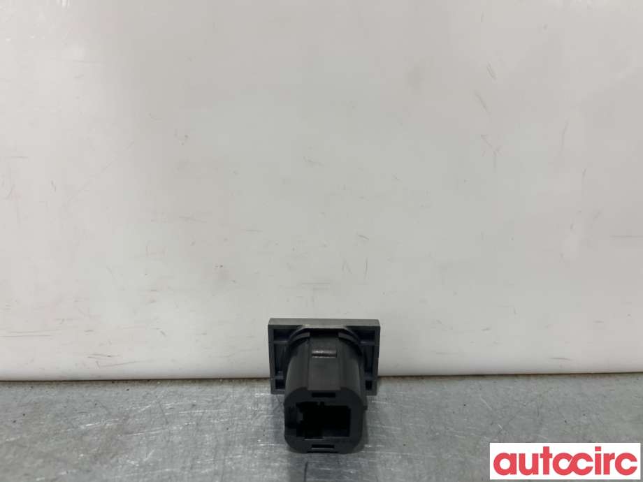 Bryter rutevarme til Ford Kuga 2008-2012 (Type I)  (FORD|1559587|8V4T18K574AB)