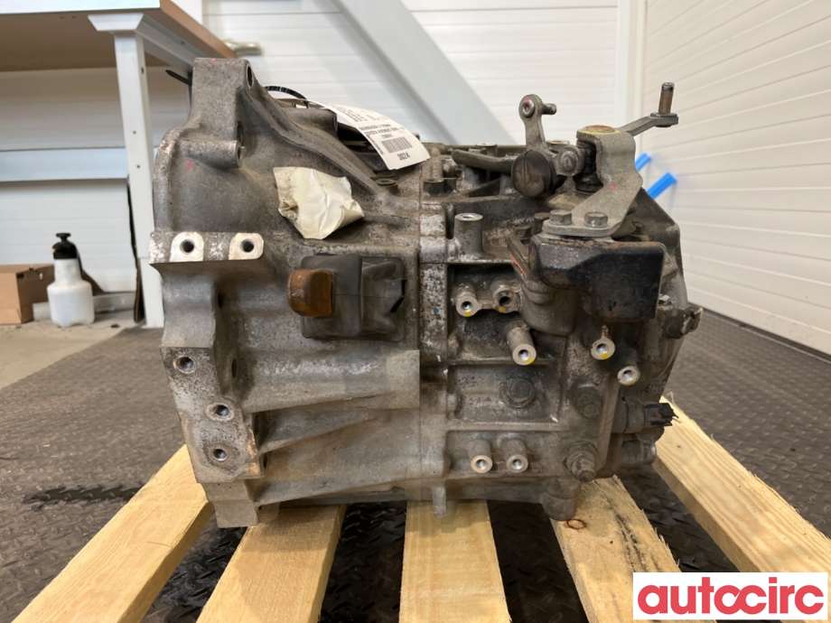 Girkasse manuell til Toyota Avensis 2009-2015 (Type III, Fase 1)  (TOYOTA|3030020A90|EA65|)