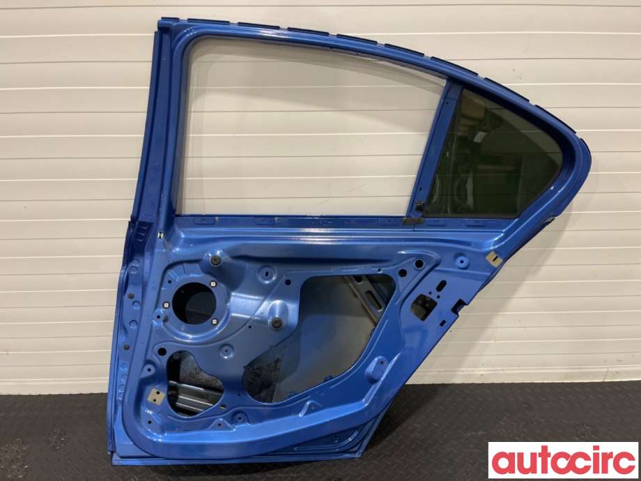 Dør høyre bak til BMW 3-Serie 2012-2018 (F30/F31/F34) (F30/F31/F34) (BMW|41009628762|41007298514)