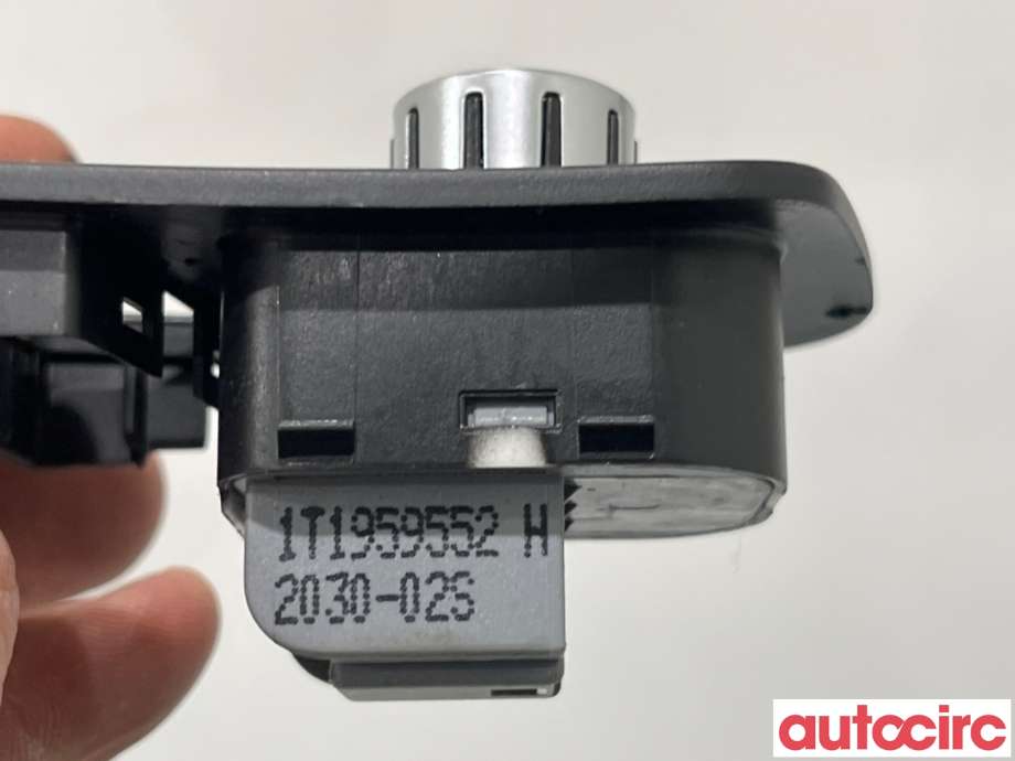 Bryter speil til VW Touran 2010-2015 (Type I, Fase 3)  (VOLKSWAGEN|1T1959565H|1T1959522H|1T1959552H)