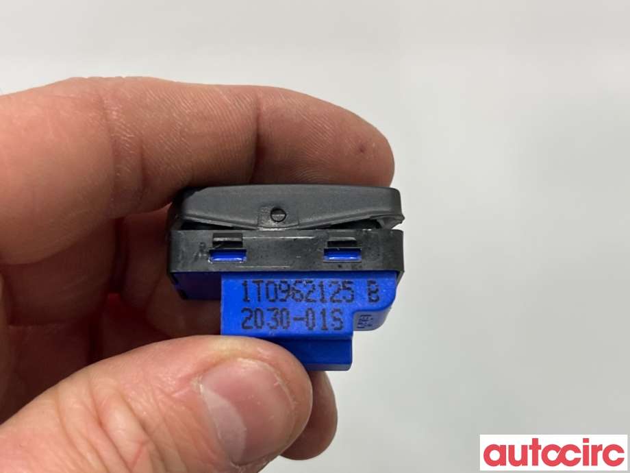 Bryter diverse til VW Touran 2010-2015 (Type I, Fase 3)  (VOLKSWAGEN|1T0962125B|)