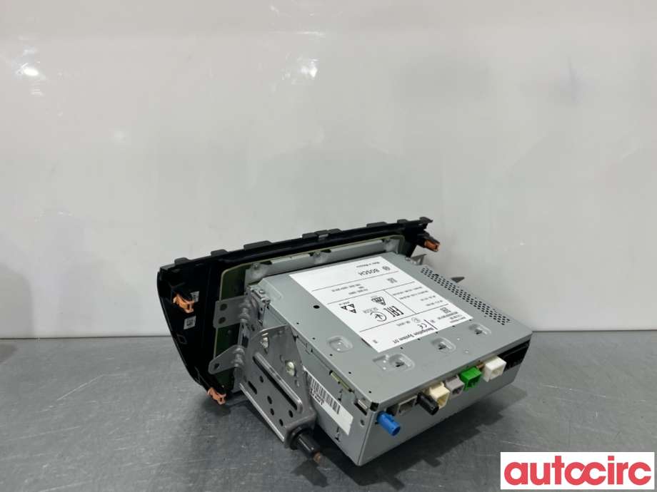 Bilstereo navigasjon til Suzuki SX4 S-CROSS 2013-->> (Type II)  (SUZUKI|39920-62M10-DB7|7515000205|39920-62MA4)