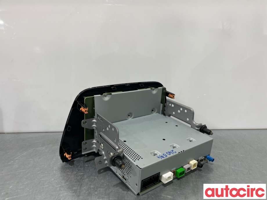 Bilstereo navigasjon til Suzuki SX4 S-CROSS 2013-->> (Type II)  (SUZUKI|39920-62M10-DB7|7515000205|39920-62MA4)