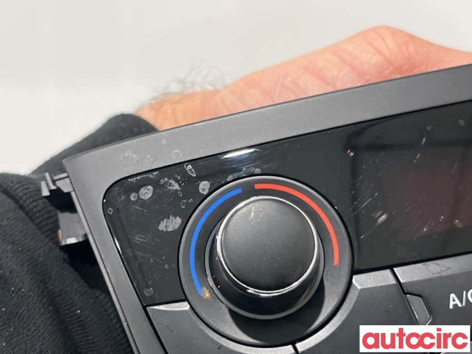 Varmeapparat betjening til Suzuki SX4 S-CROSS 2013-->> (Type II)  (SUZUKI|39510-61M10-BKZ||39510-61M00)
