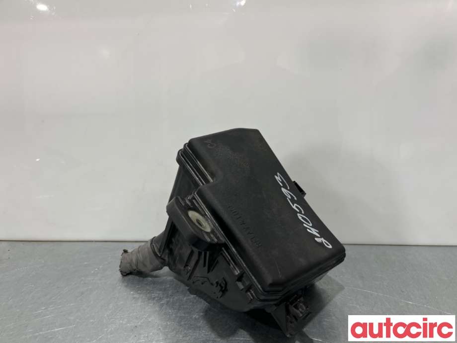 Sikringsboks til Toyota Yaris 2014-2020 (Type III, Fase 2) (TOYOTA|8274152100|)