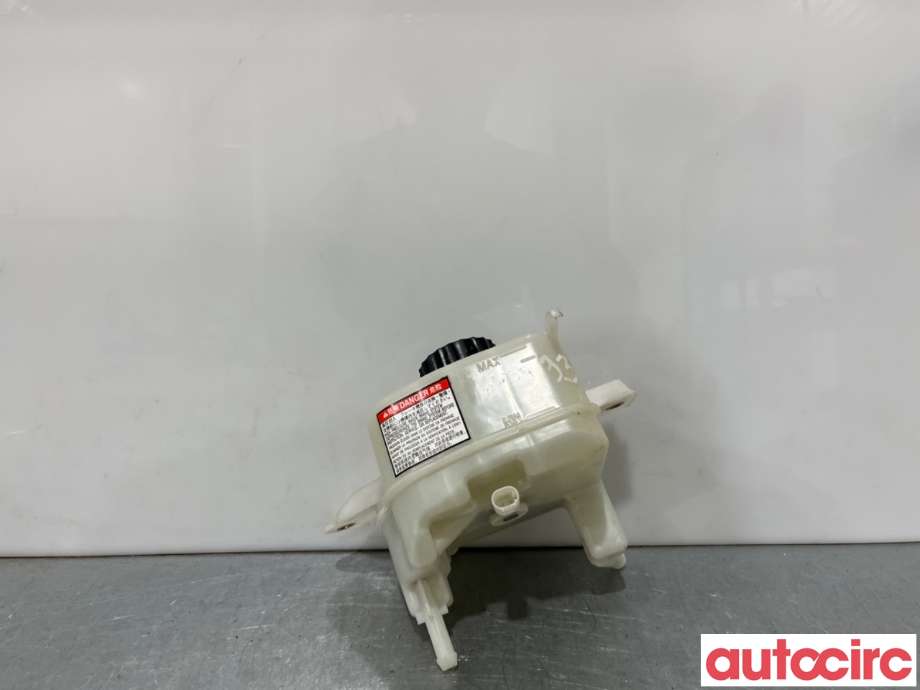 Diverse deler til Toyota Yaris 2014-2020 (Type III, Fase 2)  (TOYOTA|472200D181|)