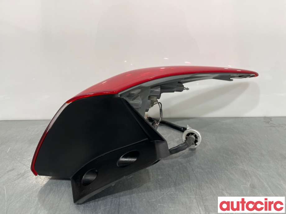 Baklykt venstre til Hyundai i30 2012-2017 (Type II)  (HYUNDAI|92401A5020)