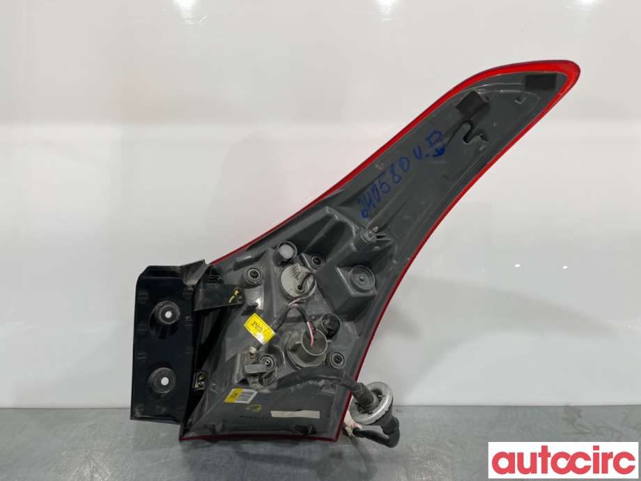 Baklykt venstre til Hyundai i30 2012-2017 (Type II)  (HYUNDAI|92401A5020)