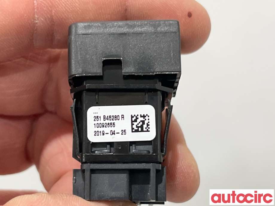 Bryter diverse til Renault Captur 2020-->> (Type II)  (RENAULT|251B45280R|10092655)