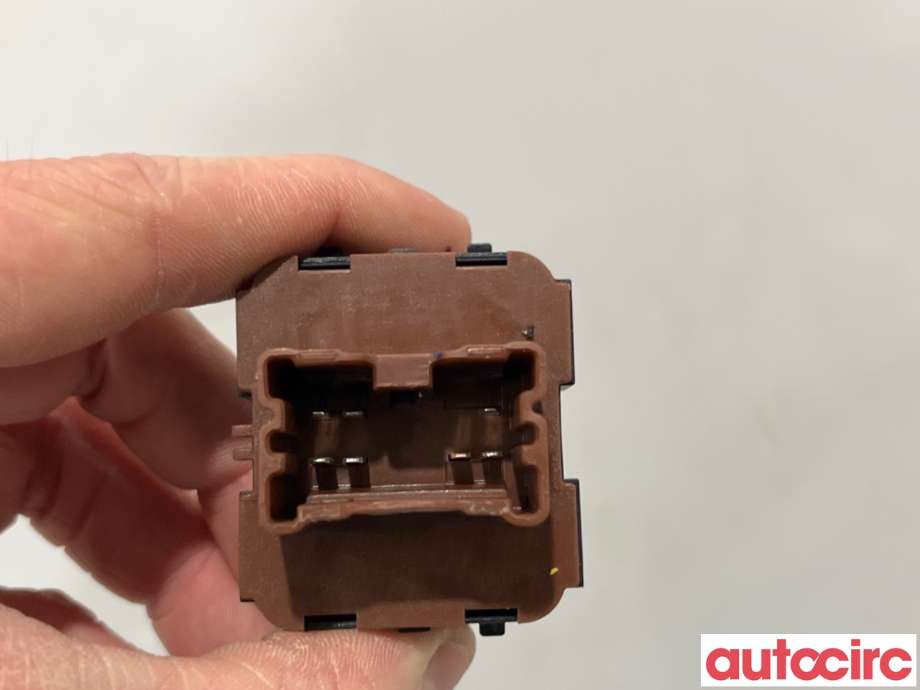 Bryter ruteheis til Renault Captur 2020-->> (Type II)  (RENAULT|254113300R|10023699|254114238R)