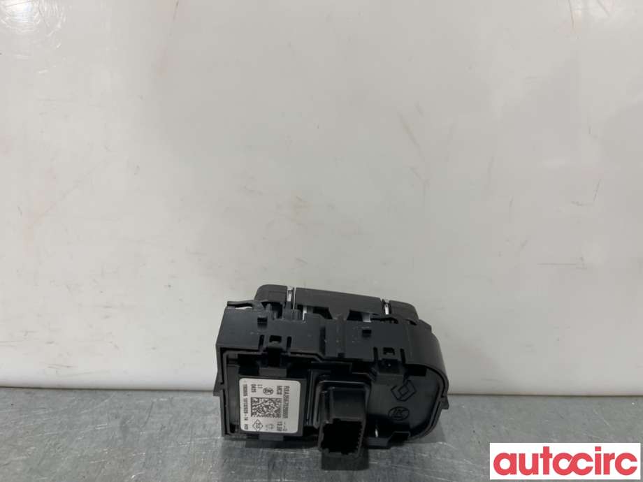 Bryter speil til Renault Captur 2020-->> (Type II)  (RENAULT|255702886R|10132829-14)