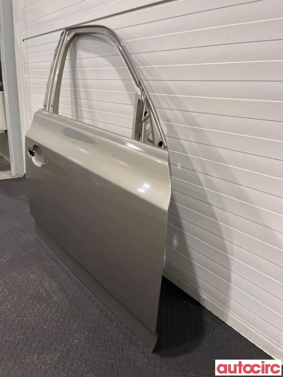 Dør høyre foran til BMW X3 2007-2010 (Fase 2) (E83) (E83) (BMW|41003451016)