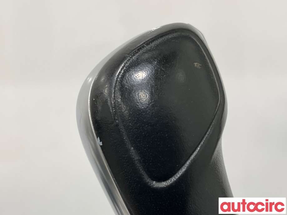 Diverse deler til VW Passat 2011-2015 (B7) (B7) (VOLKSWAGEN|3AB713203E|)
