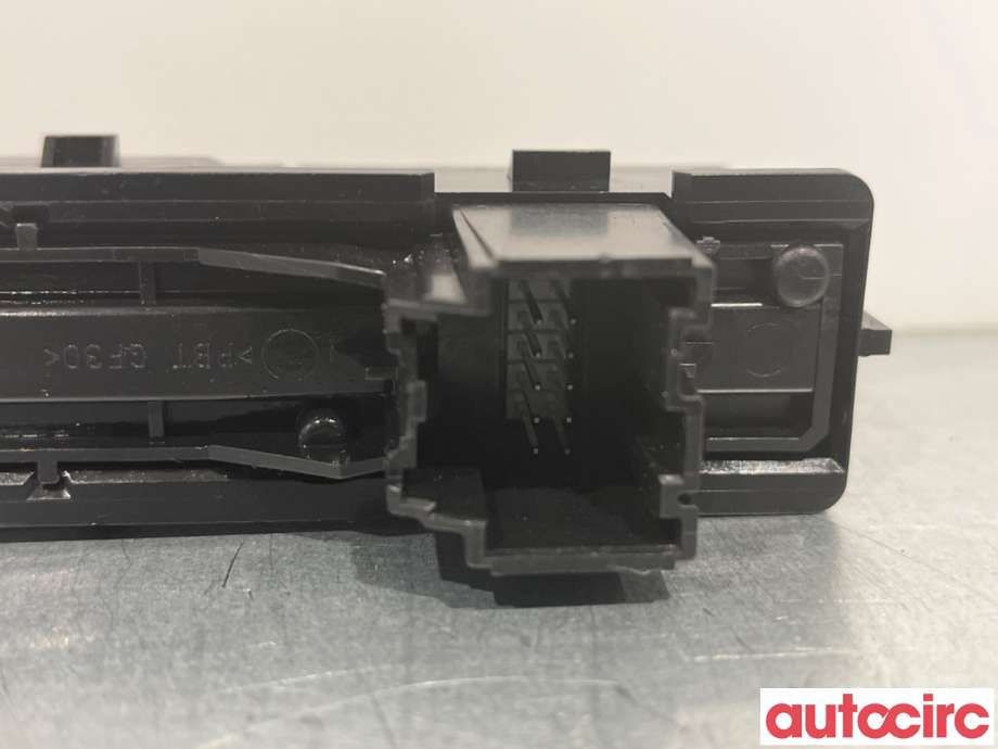 Bryter nødblink til Opel Insignia A 2009-2014  (OPEL|13324594|)