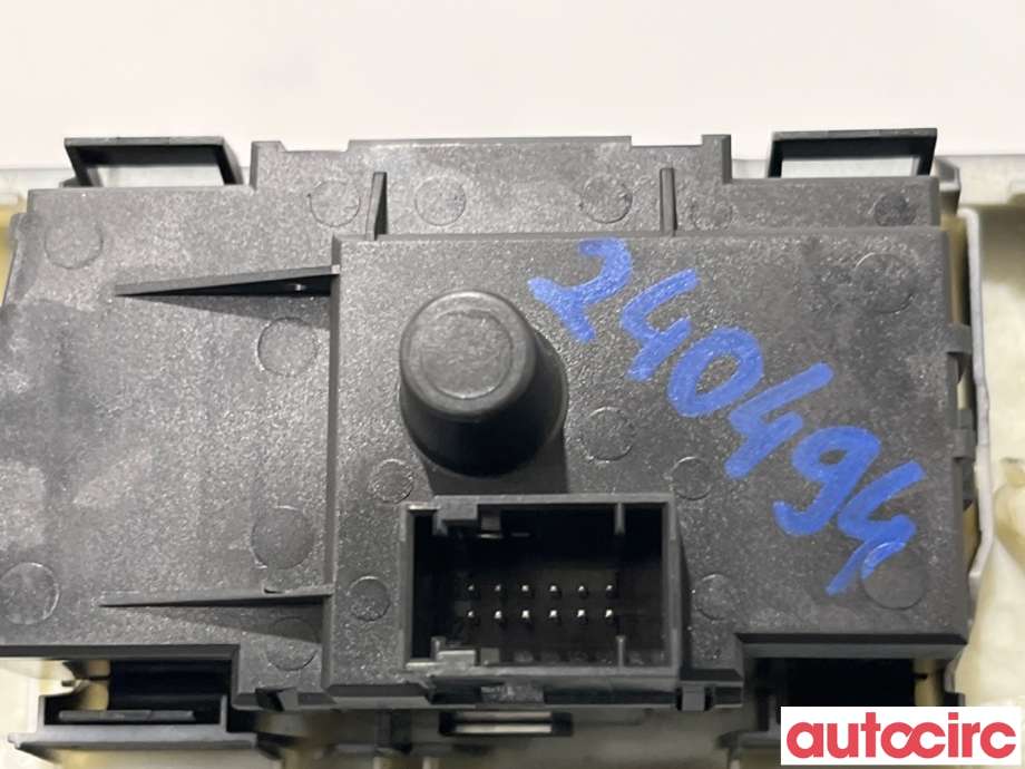 Bryter lys til BMW 3-Serie 2005-2011 (E90/E91/E92/E93) (E90/E91/E92/E93) (BMW|61316932796|33600201|6932796)
