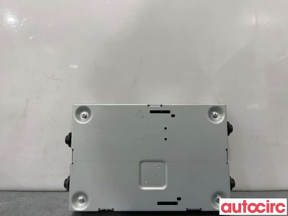 Bilstereo diverse til Volvo XC70 2008-2013 (Type II, Fase 1)  (VOLVO|31667303|CQ-0VE221DBL-T|31328586)