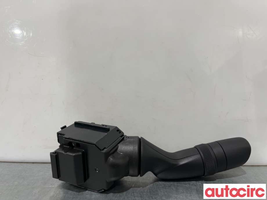 Bryter visker til Toyota Yaris 2020-->> (Type IV)  (TOYOTA|8465202A50|)