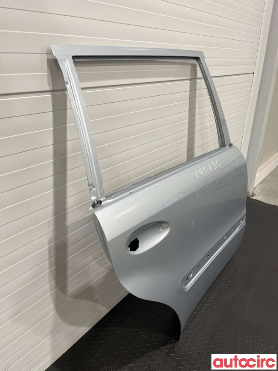 Dør høyre bak til Mercedes GLK 2008-2015 (X204) (X204) (MERCEDES|A1647301005|A2047301005)