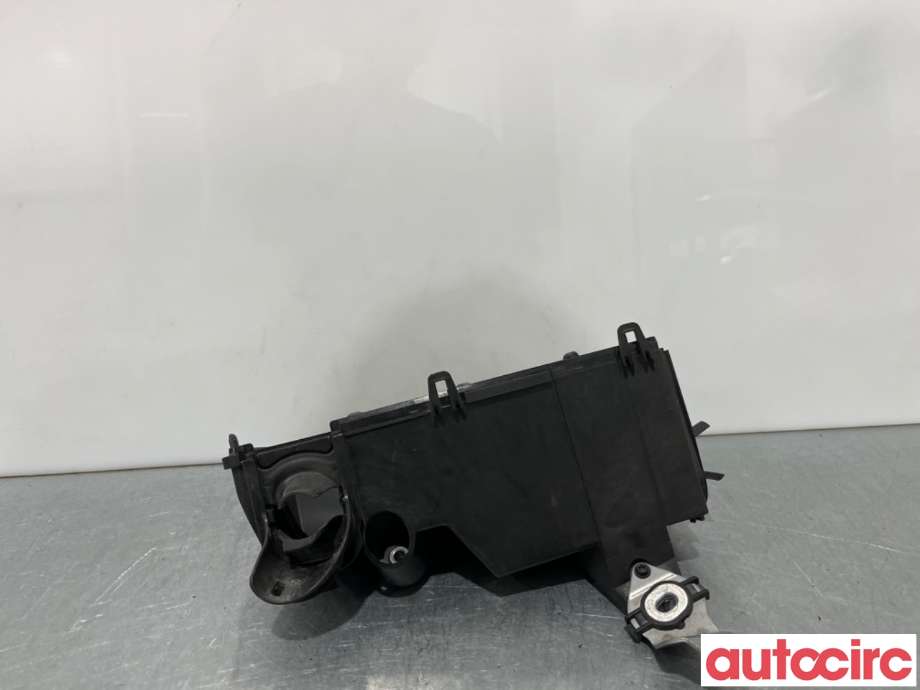 Diverse deler til Volvo XC40 2018-2024 (VOLVO|32268478|)