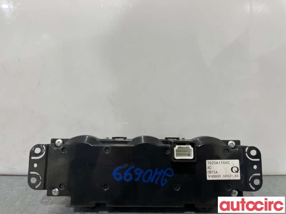 Varmeapparat betjening til Mitsubishi Outlander 2010-2012 (Type II, Fase 2)  (MITSUBISHI|7820A115XC|)