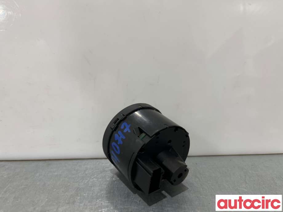 Bryter lys til VW Tiguan 2011-2016 (Type I, Fase 2)  (VOLKSWAGEN|3C8941431A|)