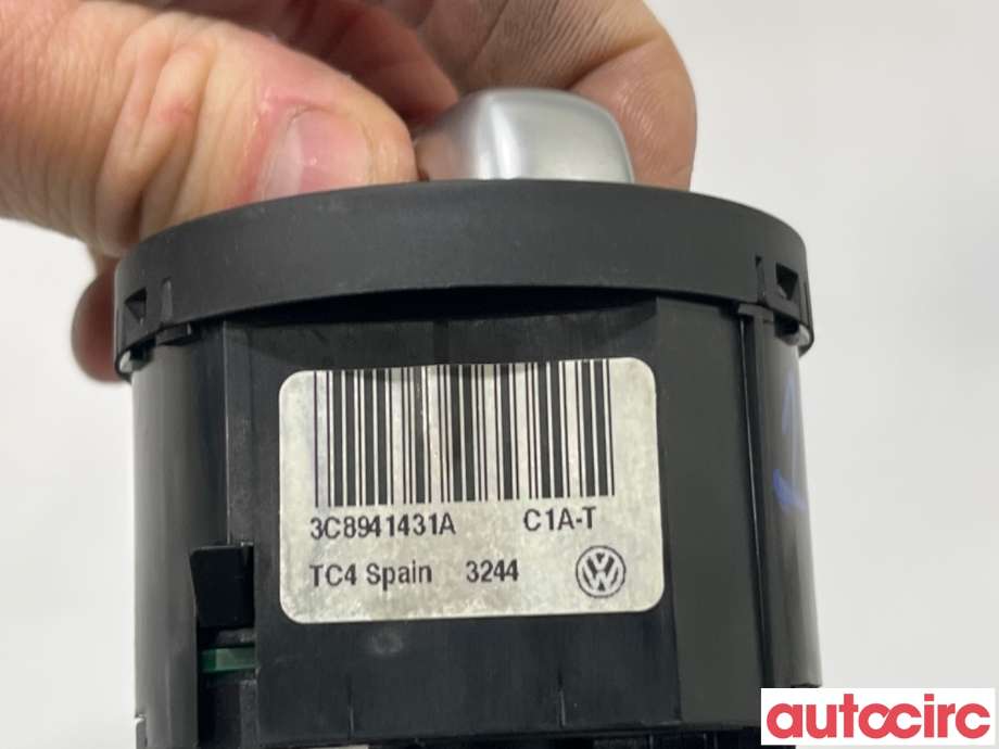 Bryter lys til VW Tiguan 2011-2016 (Type I, Fase 2)  (VOLKSWAGEN|3C8941431A|)