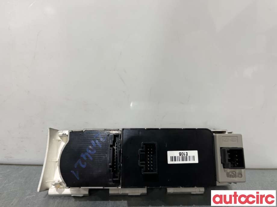 Bryter diverse til Kia Soul 2014-2019 (Type II)  (KIA|93600E4100BF6|)