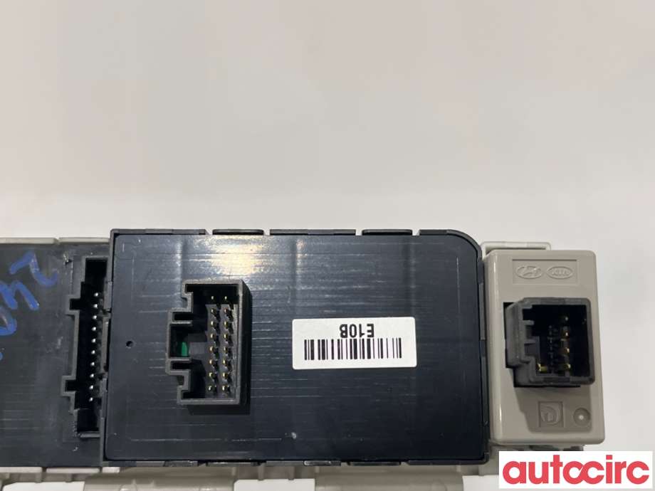 Bryter diverse til Kia Soul 2014-2019 (Type II)  (KIA|93600E4100BF6|)