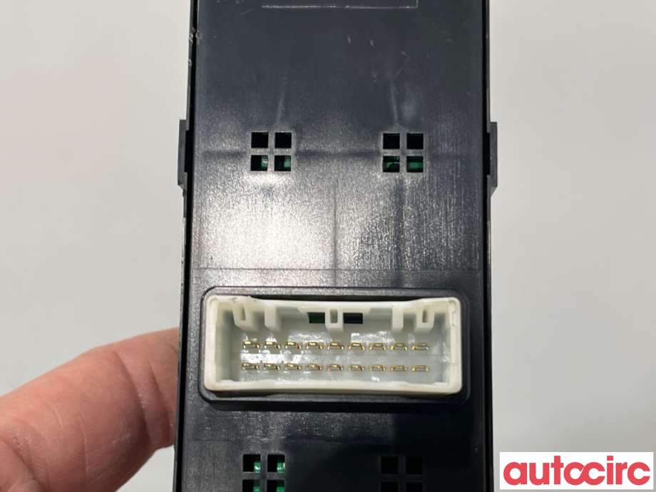 Bryter ruteheis til Kia Soul 2014-2019 (Type II)  (KIA|93570B2050BF6||83570-B2050BF6)