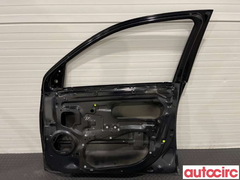 Dør høyre foran til Mitsubishi Outlander 2007-2010 (Type II, Fase 1)  (MITSUBISHI|5700A278)