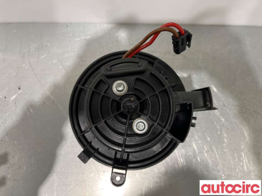 Varmeapparat motor til Mercedes E-Klasse 2009-2013 (Fase 1) (W212) (W212) (MERCEDES|A2048200208|V2419002|)