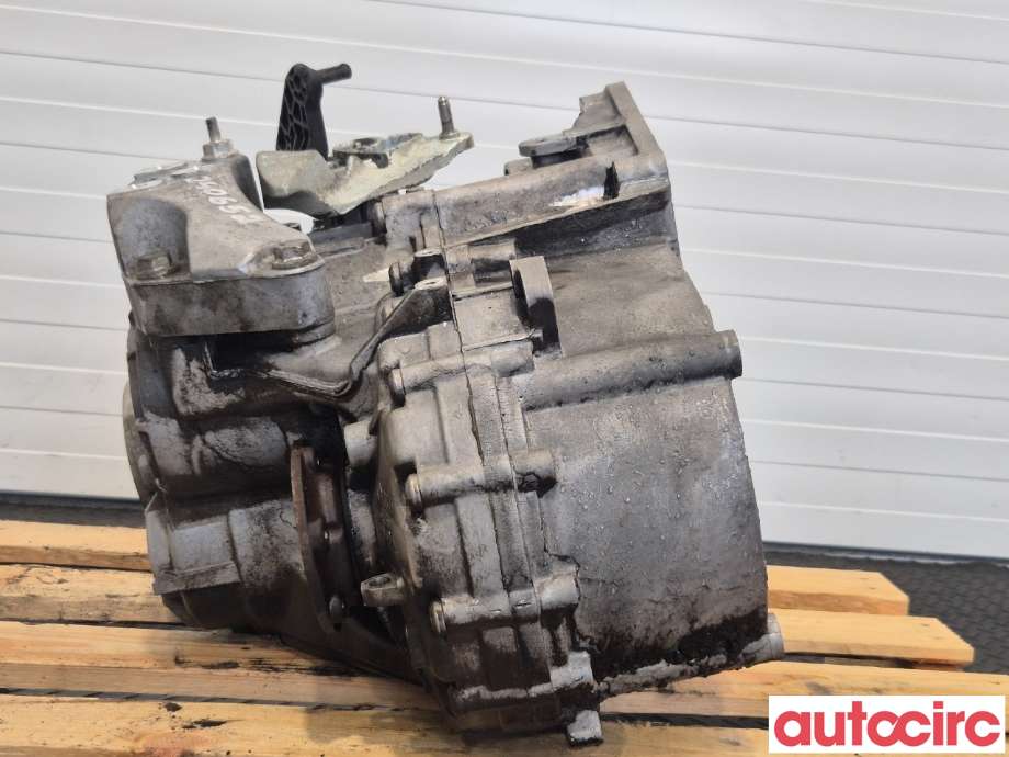 Girkasse manuell 6-trinn til VW Caddy 2004-2010 (Type III, Fase 1)  (VOLKSWAGEN|02Q300012F|KXV)