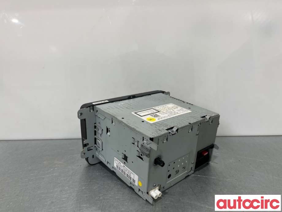 Bilstereo til VW Golf VI 2008-2012  (VOLKSWAGEN|1K0057187BX|7647204360|1K0035186AB)