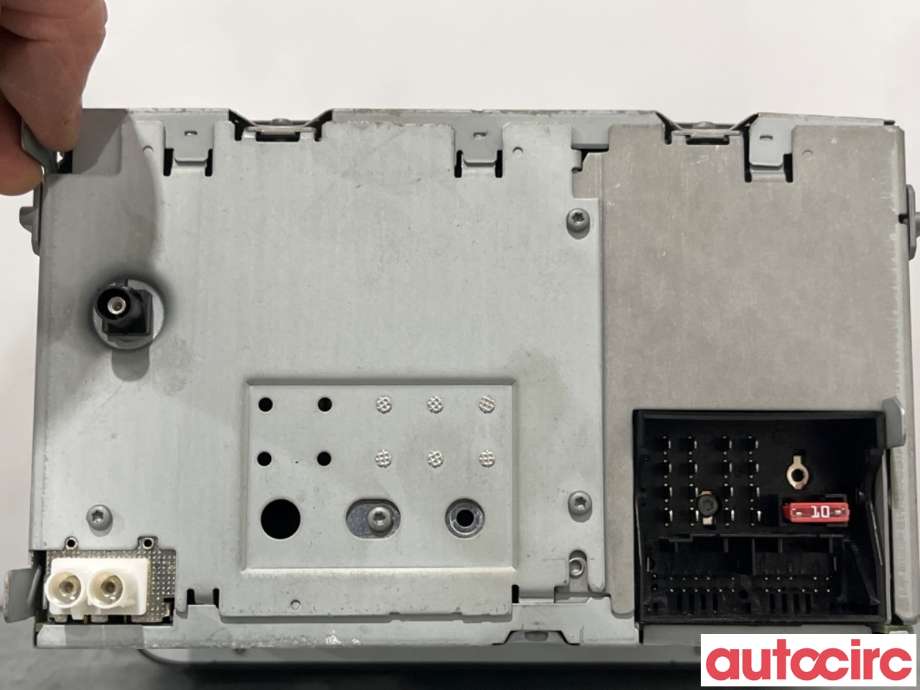 Bilstereo til VW Golf VI 2008-2012  (VOLKSWAGEN|1K0057187BX|7647204360|1K0035186AB)