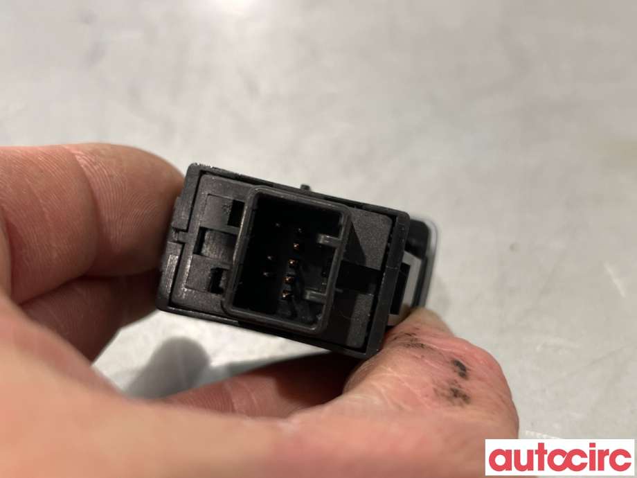 Bryter diverse til Honda Civic 2012-2015 (Type IX, Fase 1)  (HONDA|35460-TV0-E01|)