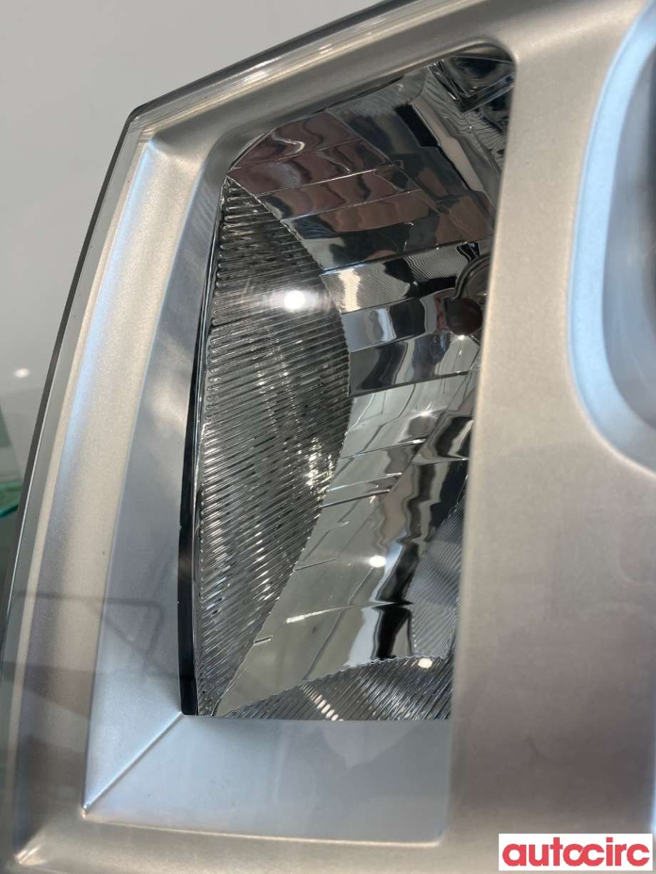 Frontlykt venstre halogen til Ford Transit 2006-2013 (FORD|1714644|6C11-13W030-DG)