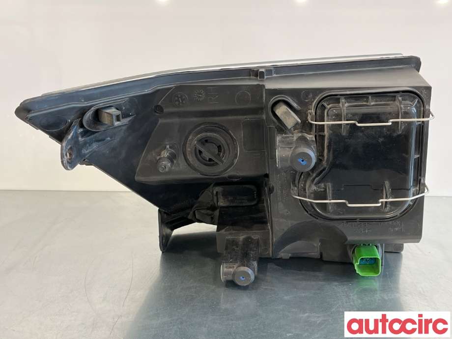 Frontlykt venstre halogen til Ford Transit 2006-2013 (FORD|1714644|6C11-13W030-DG)