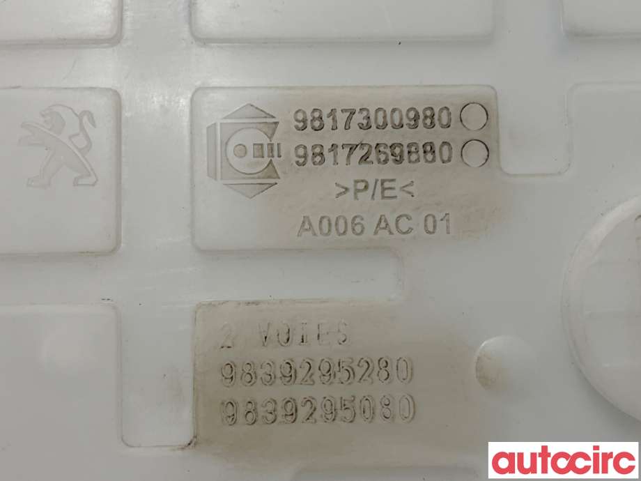 Spylertank til Opel Combo E 2019-->>  (PEUGEOT|9817269880||9817300980)