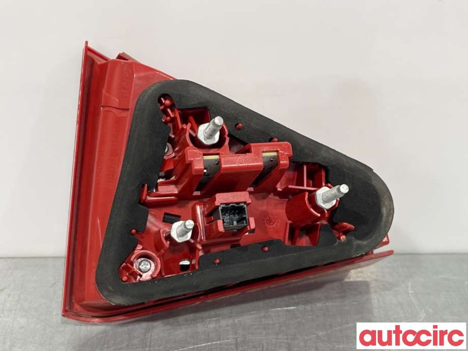 Baklykt høyre indre til Audi A5 2007-2016 (Type I)  (AUDI|8T0945094C)