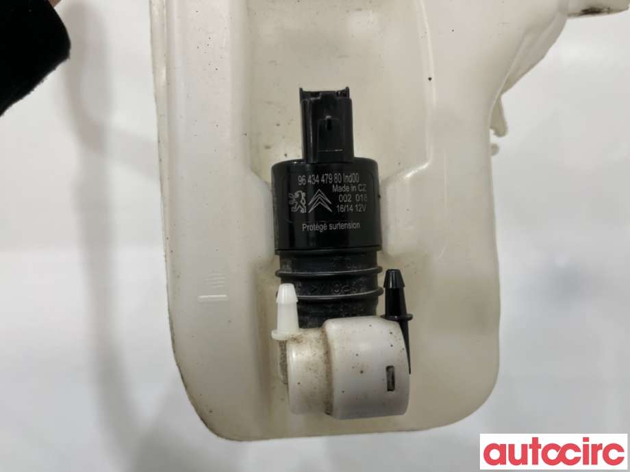 Spylertank til Citroën C4, Cactus 2014-2017 (Fase 1)  (CITROEN|9801973680|)