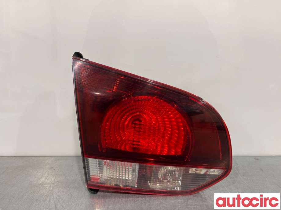 Baklykt venstre indre til VW Golf VI, 2008-2012  (VOLKSWAGEN|5K0945093AA)